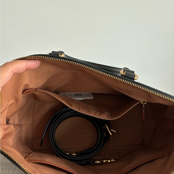 Coach Cara Satchel - Picture 8 of 9